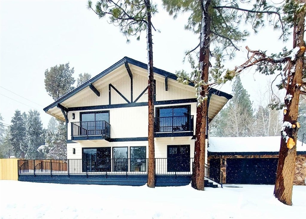1087 Rocky Mountain Rd