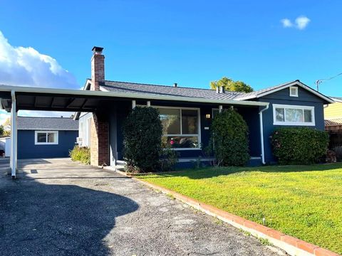 Photo of 1153 Erin Way, Campbell, CA 95008 (MLS # ML82029235)