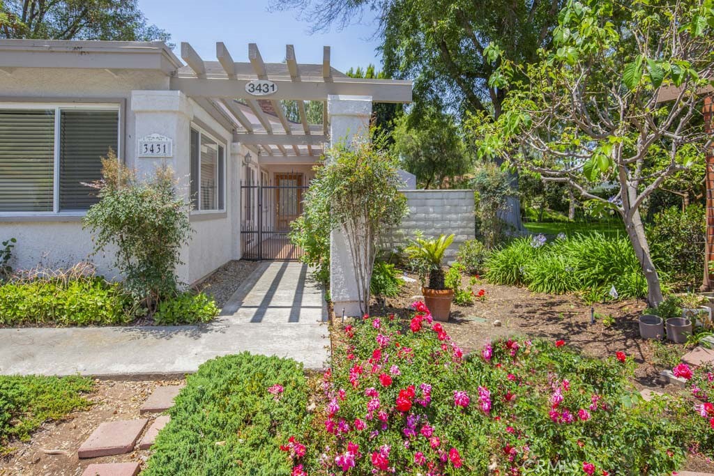 3431 Bahia Blanca W