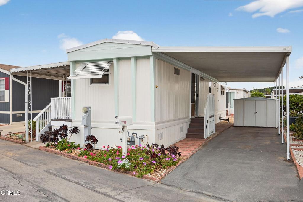 4032 Mockingbird Lane 4032