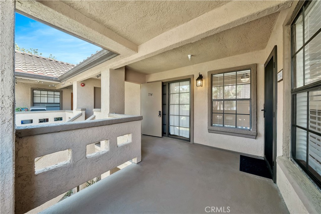 1052 Calle del Cerro 714