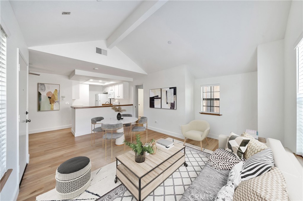 1052 Calle del Cerro 714