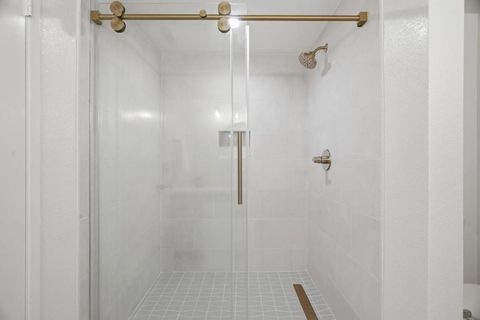 Tiny photo for 1334 Greenwich Court, San Jose, CA 95125 (MLS # ML82037520)