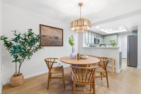 Tiny photo for 1334 Greenwich Court, San Jose, CA 95125 (MLS # ML82037520)