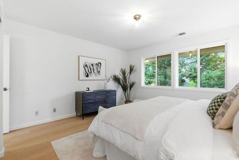 Tiny photo for 1334 Greenwich Court, San Jose, CA 95125 (MLS # ML82037520)