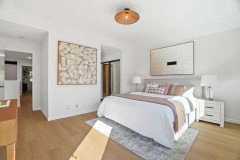 Tiny photo for 1334 Greenwich Court, San Jose, CA 95125 (MLS # ML82037520)