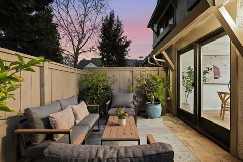 Tiny photo for 1334 Greenwich Court, San Jose, CA 95125 (MLS # ML82037520)