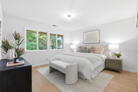 Tiny photo for 1334 Greenwich Court, San Jose, CA 95125 (MLS # ML82037520)