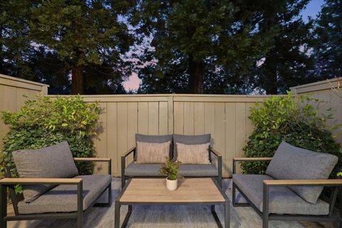 Tiny photo for 1334 Greenwich Court, San Jose, CA 95125 (MLS # ML82037520)