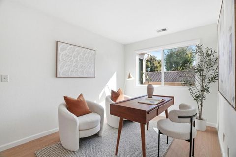 Tiny photo for 1334 Greenwich Court, San Jose, CA 95125 (MLS # ML82037520)