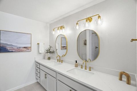 Tiny photo for 1334 Greenwich Court, San Jose, CA 95125 (MLS # ML82037520)