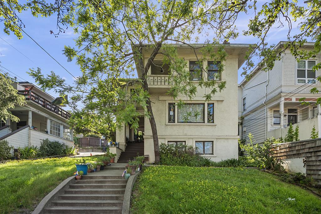 326 Athol Avenue