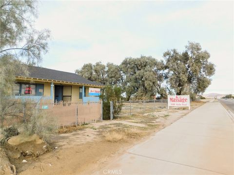 Photo of 4488 Adobe Rd, 29 Palms, CA 92277 (MLS # JT25279254)