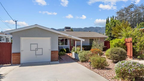 Photo of 2534 Mary Street, Montrose, CA 91020 (MLS # P1-28889)