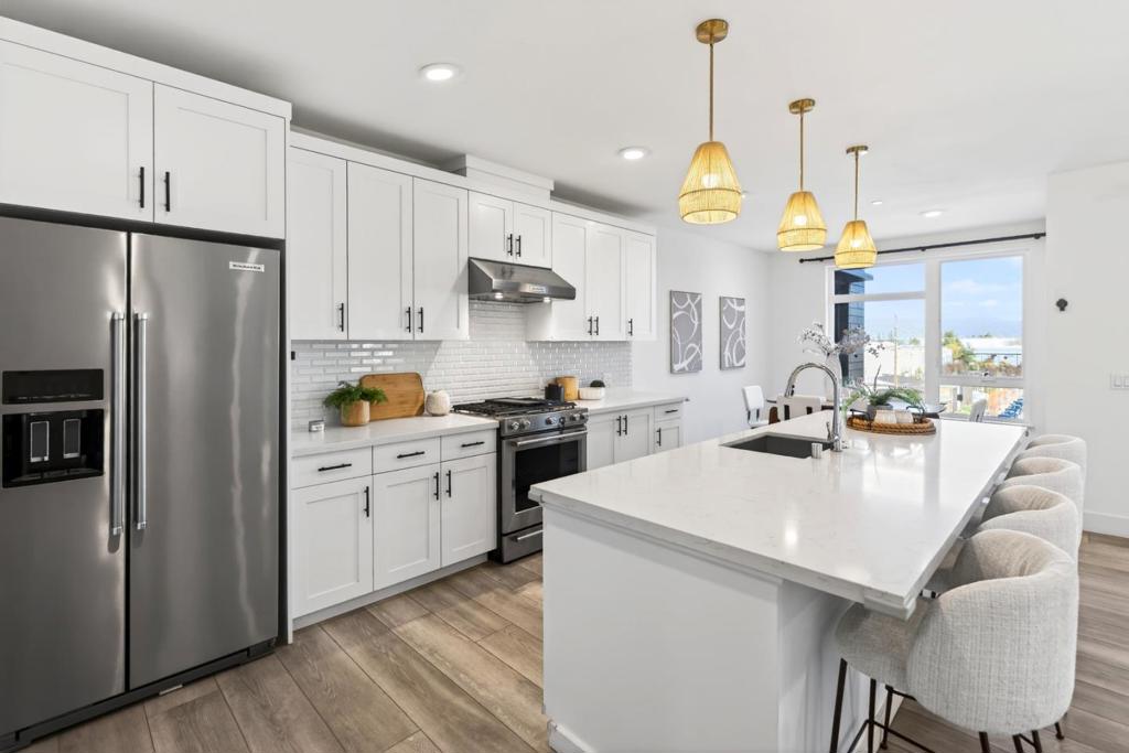 3578 Rambla Place 403