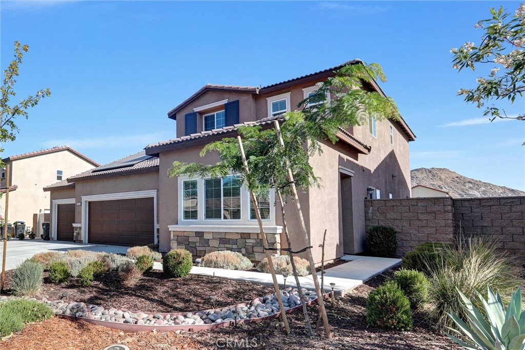 Photo 1 of 38 — 31214 Linden Flower Road, Winchester, CA 92596