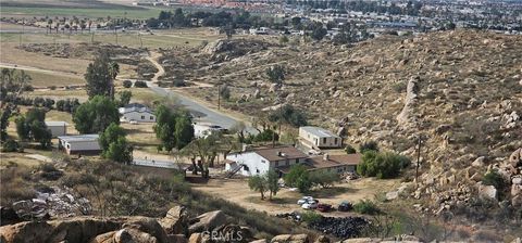 2100 S State Street Hemet CA 92543