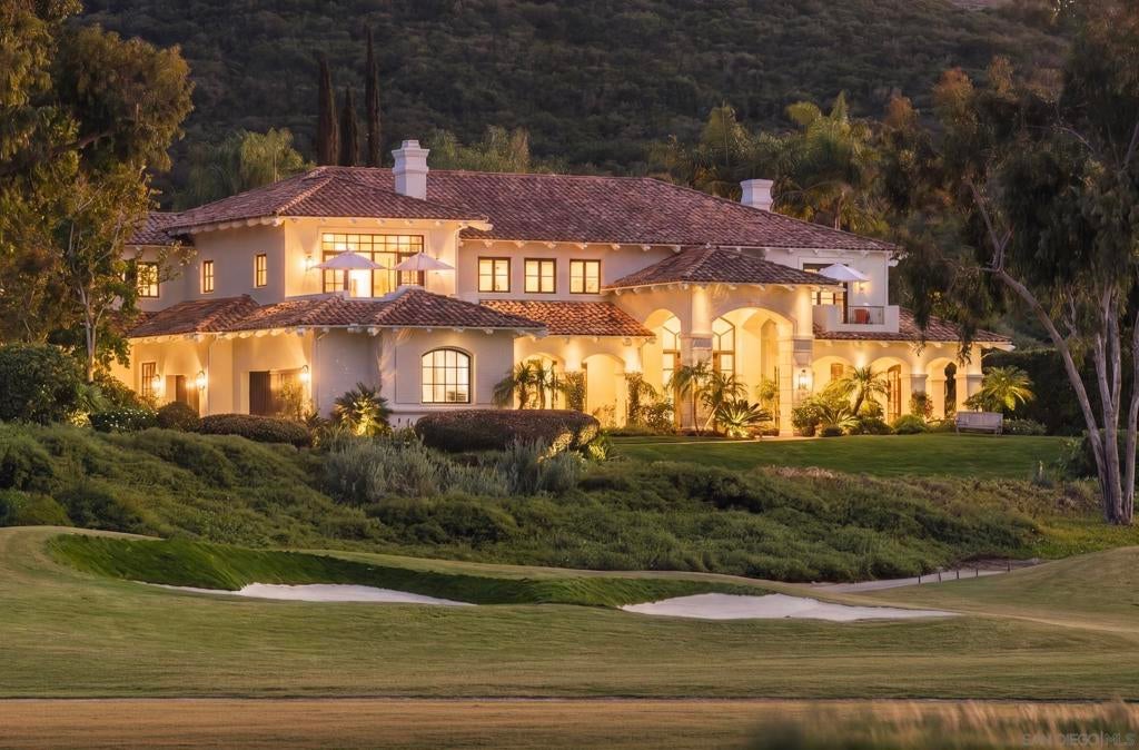 6369 Clubhouse Drive Dr