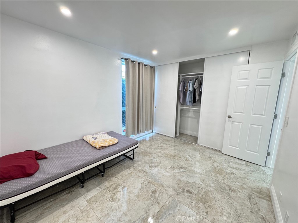 Beach Homes (BCHM) - Residential Lease