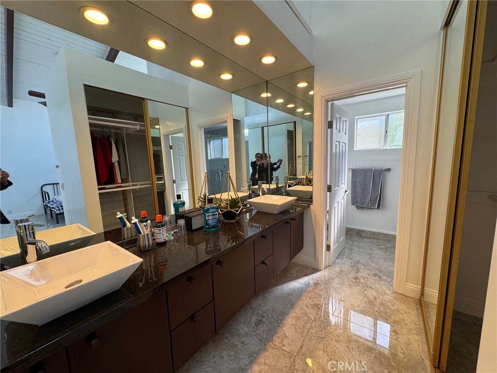 Beach Homes (BCHM) - Residential Lease