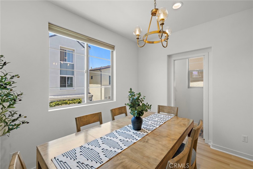 222 Goldfinch Street