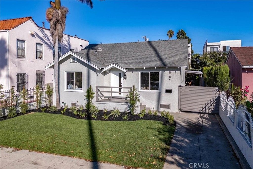 Photo of 2726 S Mansfield Avenue, Los Angeles, CA 90016 (MLS # IG25229635)