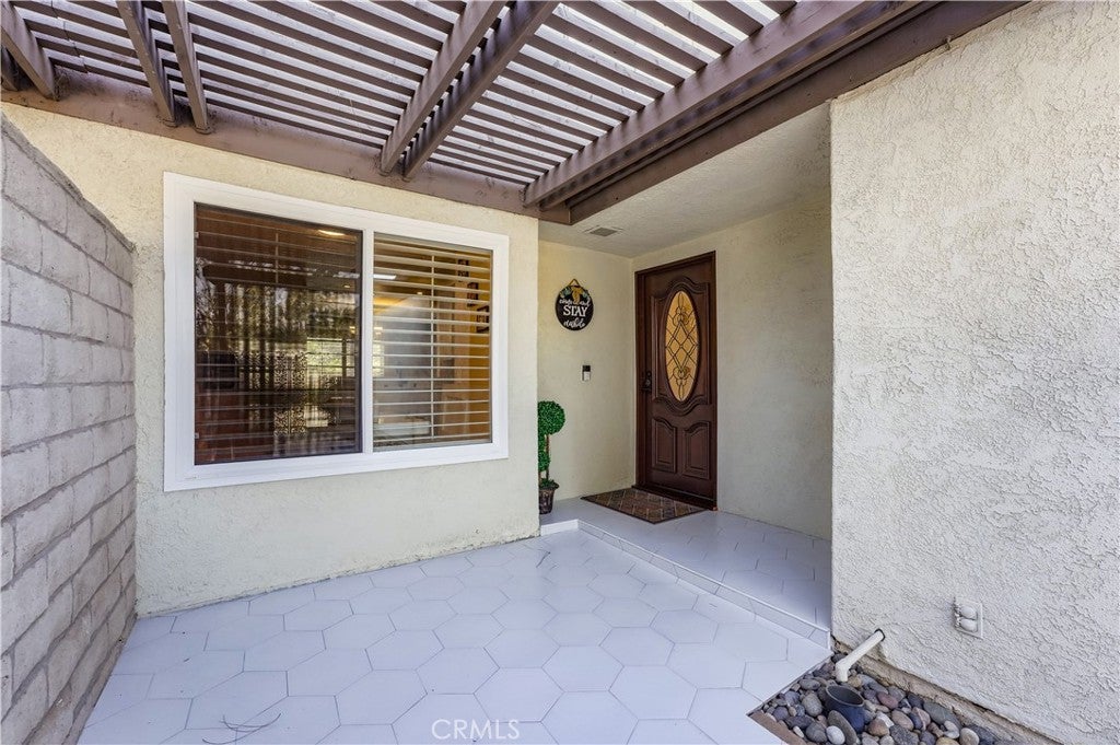 5504 E Vista Del Rio