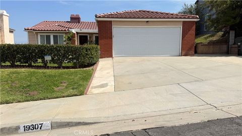 Photo of 19307 Oakview Lane, Rowland Heights, CA 91748 (MLS # AR26079550)