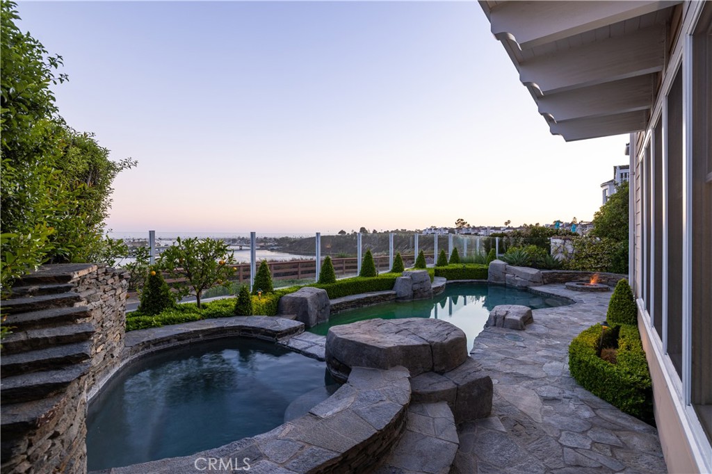 Castaways (CAST) - Residential