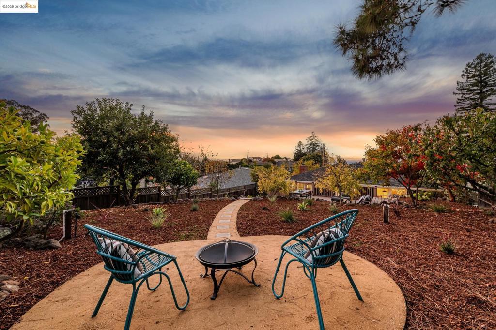 OAKMORE - Residential