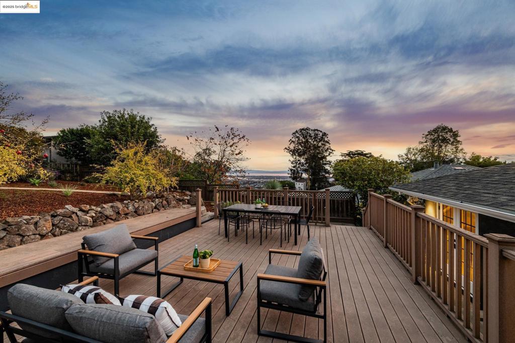 OAKMORE - Residential