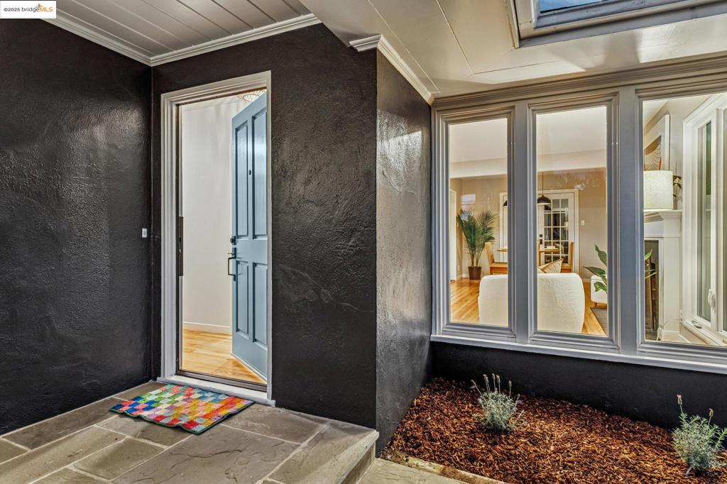 OAKMORE - Residential