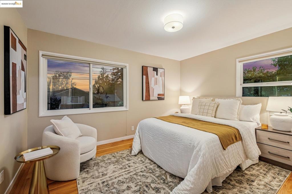 OAKMORE - Residential