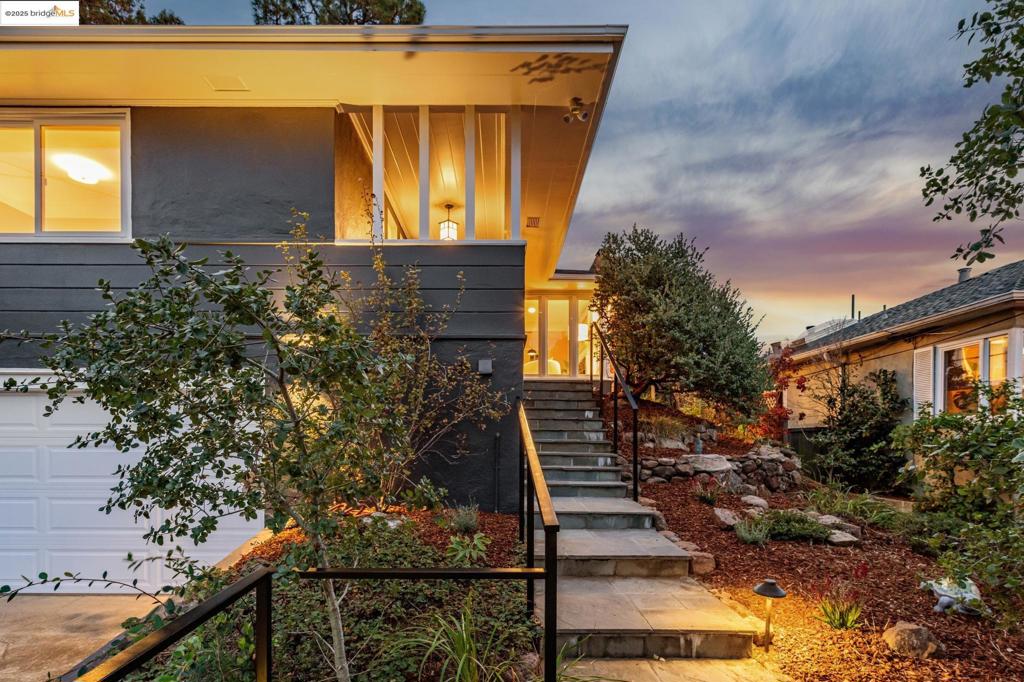 OAKMORE - Residential