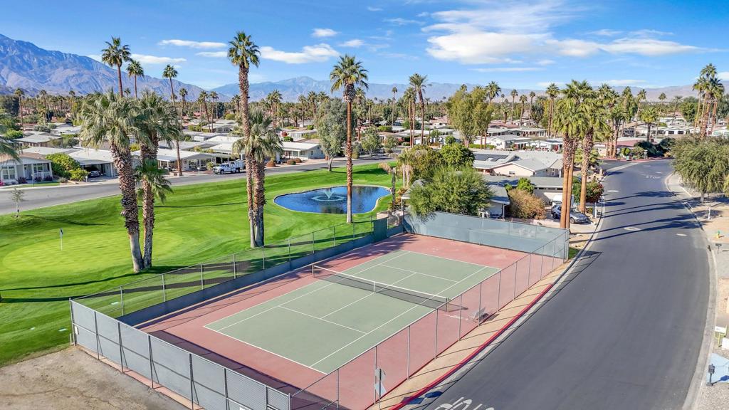 74592 Nevada Circle E