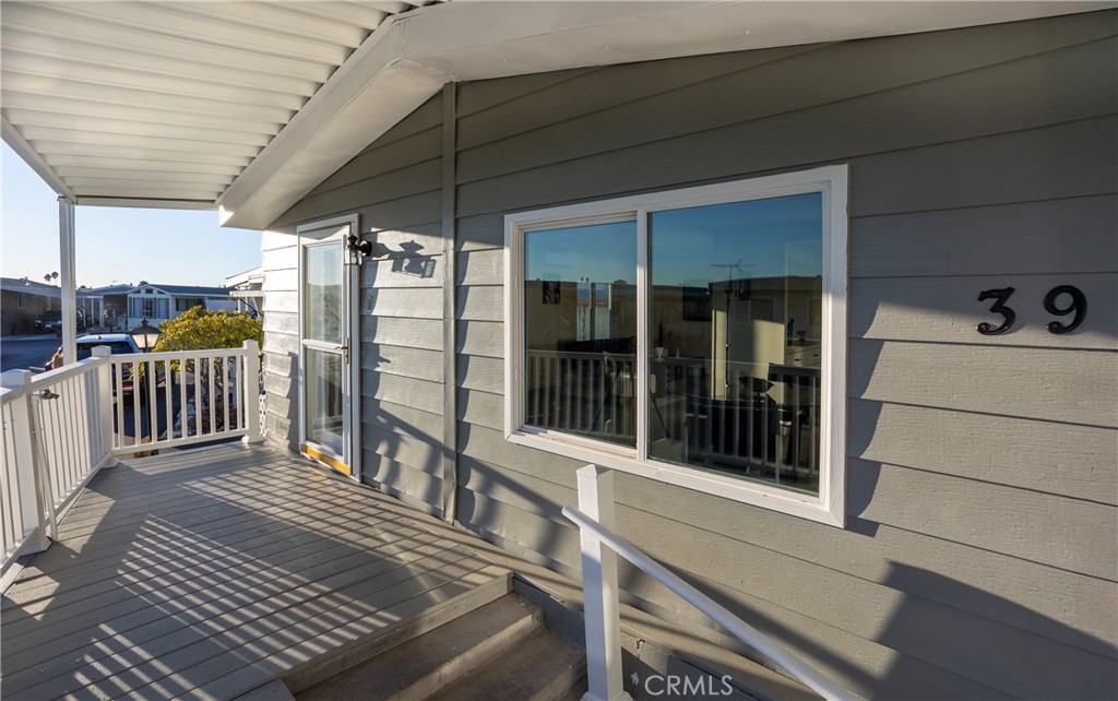 301 E Foothill Boulevard E 39