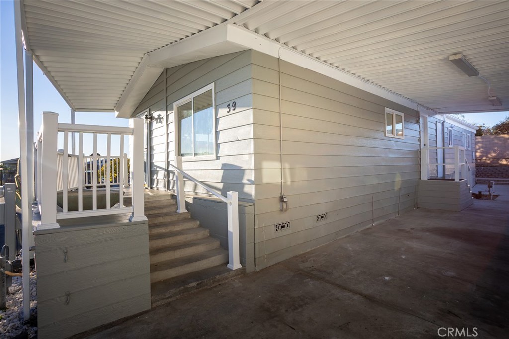 301 E Foothill Boulevard E 39