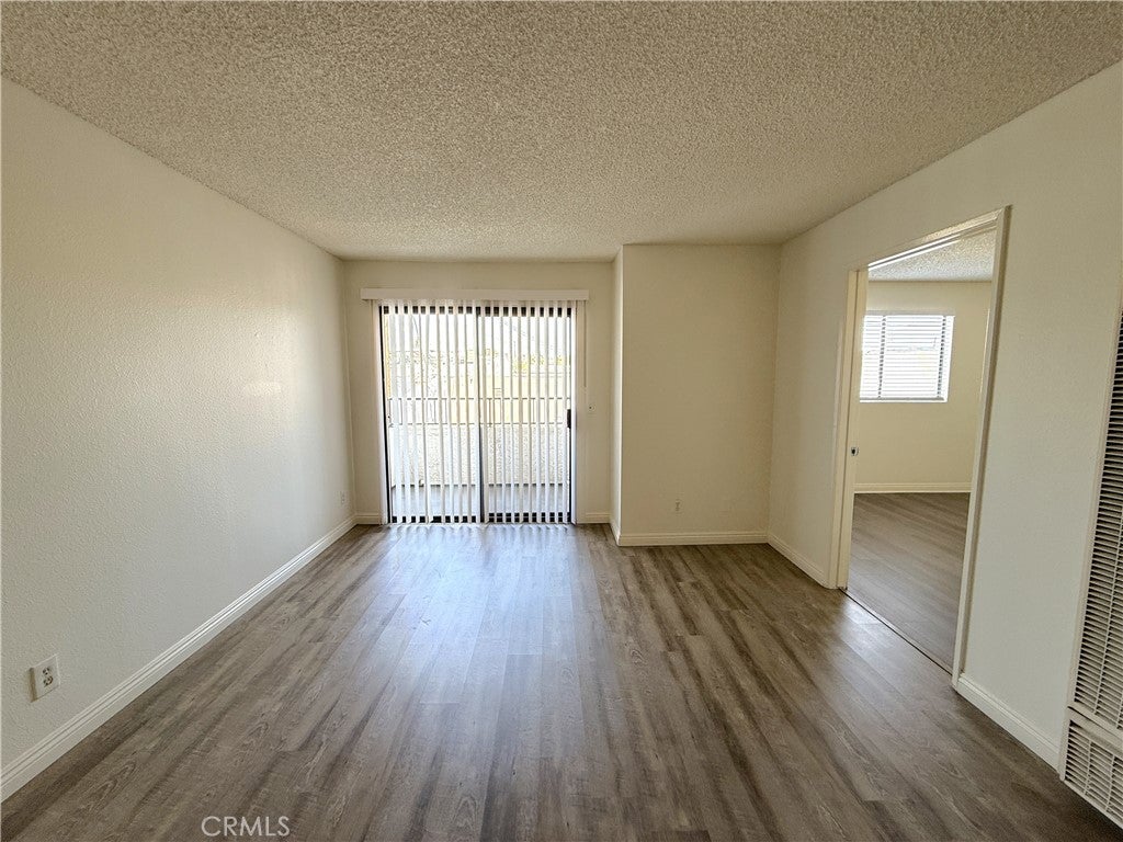 1212 Gladys Avenue 201