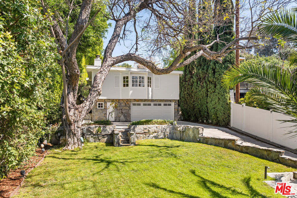 11250 Sunshine Terrace