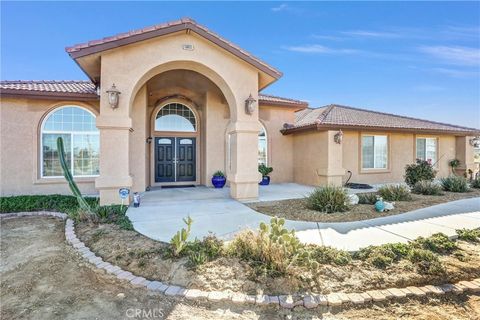 15813 Willow Street Hesperia CA 92345