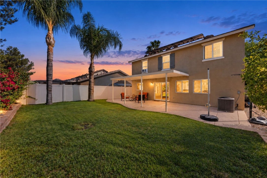 702 Gloriosa Avenue