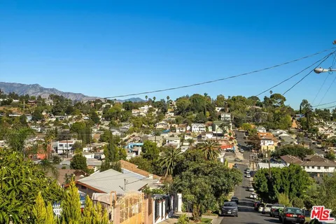 554 Neva Place, Los Angeles, CA 90042 - MLS#: 25616579