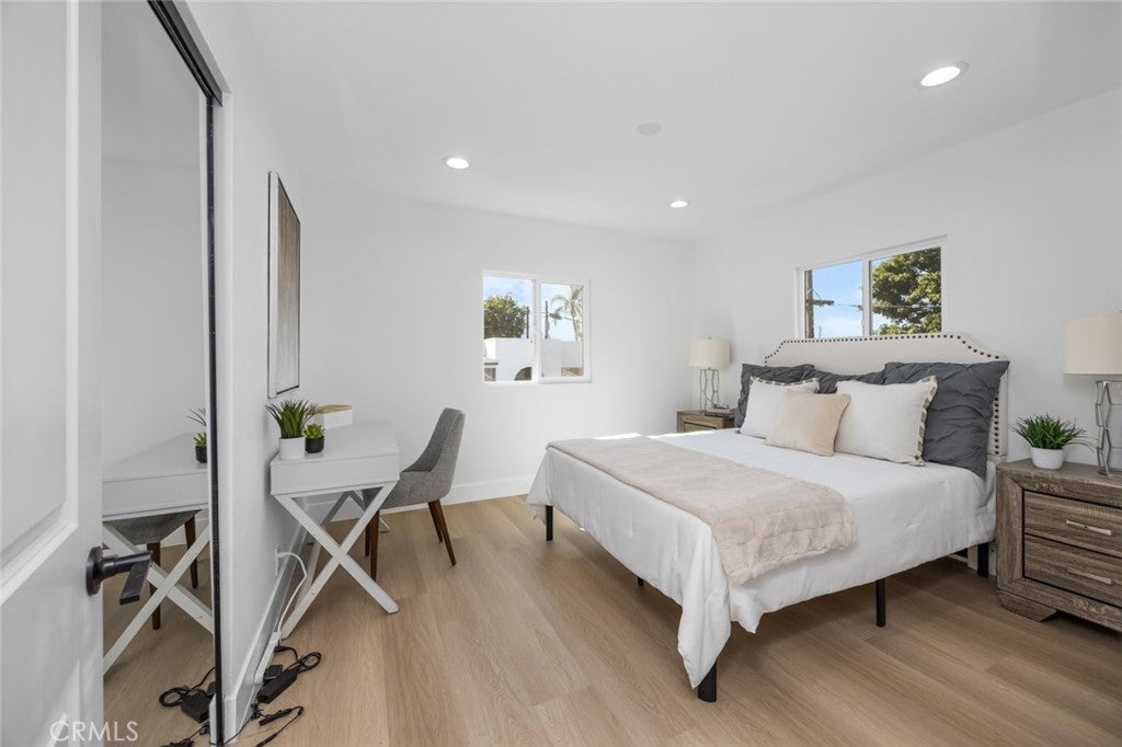 201 S Melrose