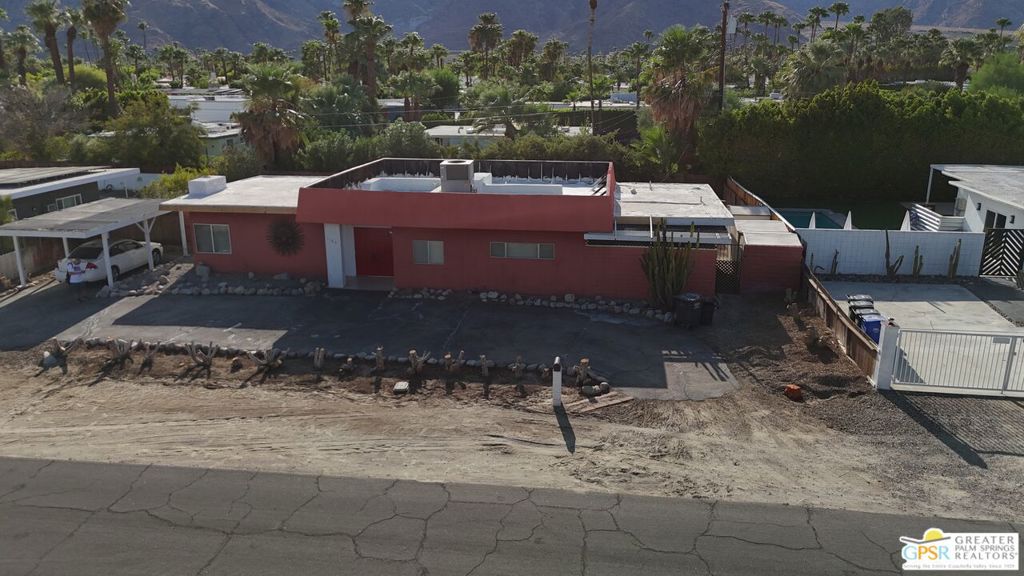 1163 N Calle Marcus