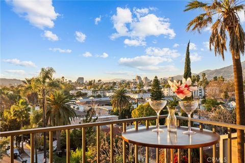 Photo of 1517 E Garfield Ave #53, Glendale, CA 91205 (MLS # SR26052963)