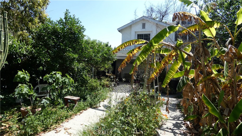 4654 Clara Street