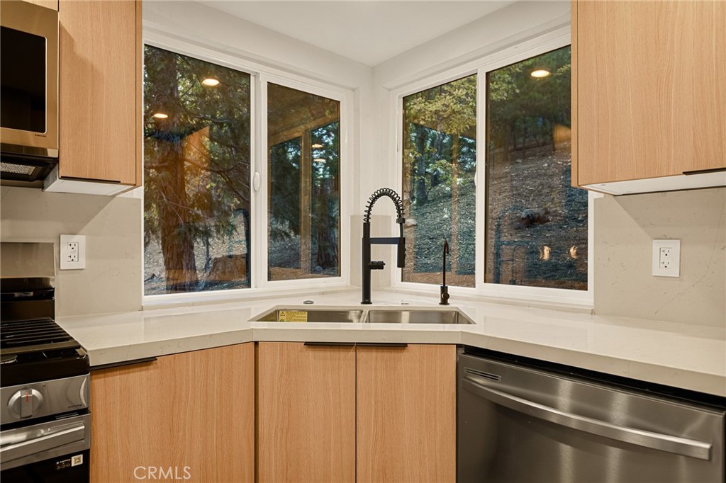 Arrowhead Woods (AWHW) - Residential
