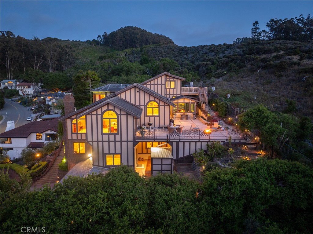 2743 Rodman Drive