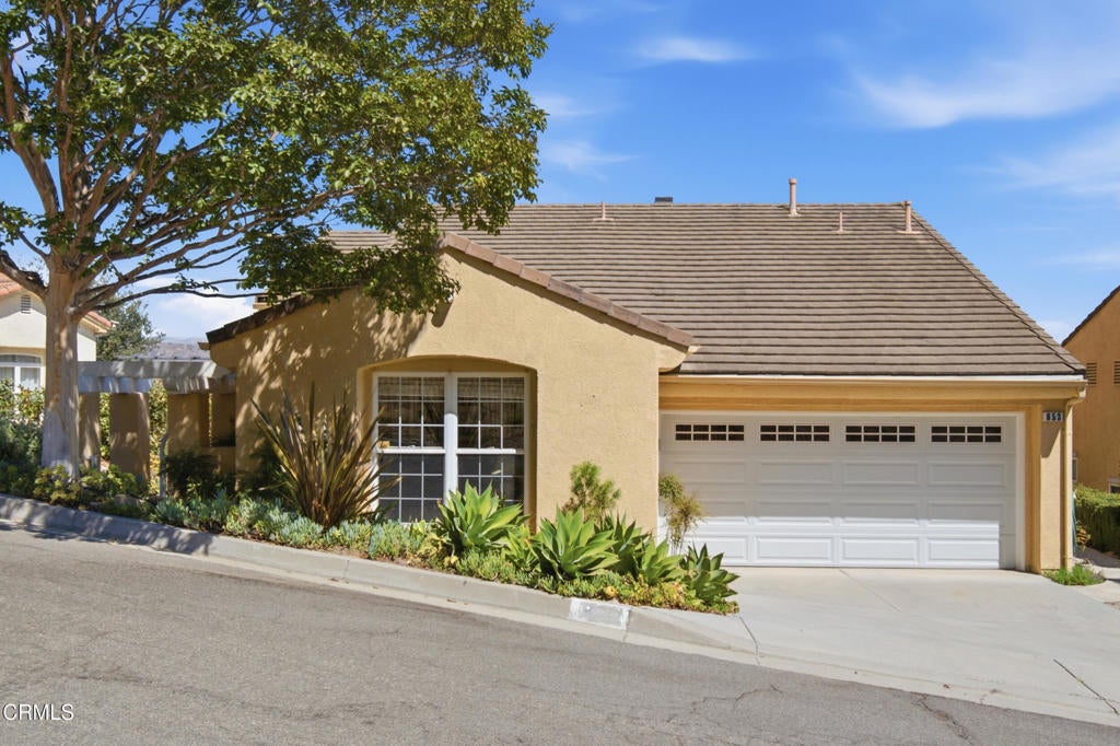 853 Vista Grande Drive