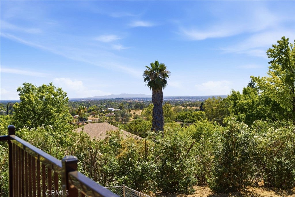 10 Serra Monte Drive